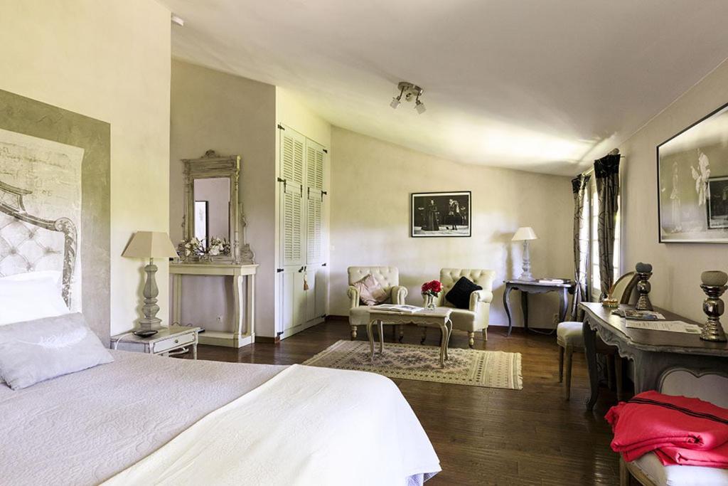 Domaine De Rhodes B&B Авіньйон Номер фото
